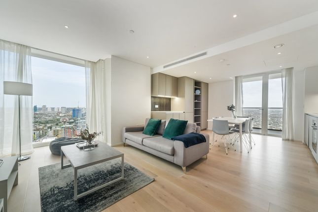 Thumbnail Flat to rent in York Place, London