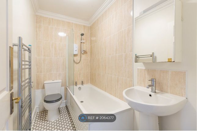 Flat to rent in South Parade Mansions, Clifton, Bristol