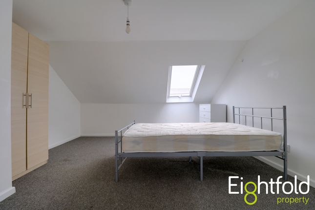 Terraced house to rent in Aberdeen Road, Brighton