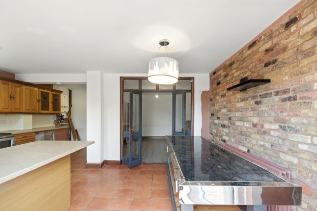87 Cherry Tree Lane, Cherry Tree Lane, Rainham photo 4