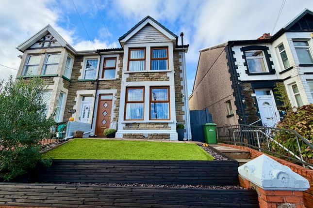 Southend Terrace, Bargoed photo 2