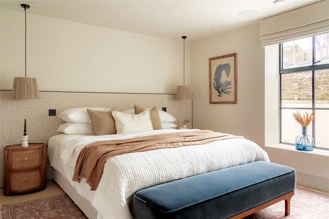 1+2, Ossington Close, London photo 5