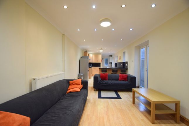 5-bed terraced on Keppoch Street, Cardiff, £2,775/mo