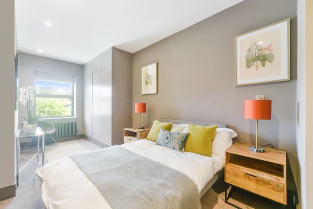 34b, Roehampton High Street, London photo 3