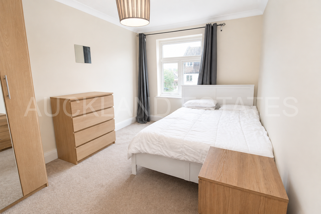 36A, Darkes Lane, Potters Bar photo 5
