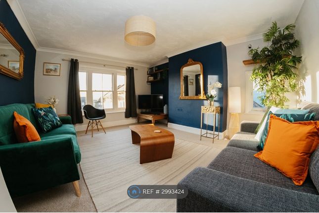 A Tarrant Street, Arundel photo 4