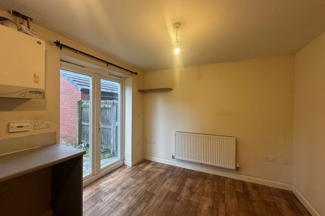 71, Manchester photo 4
