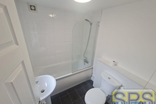 25, Darnley Street, Stoke-on-Trent photo 4