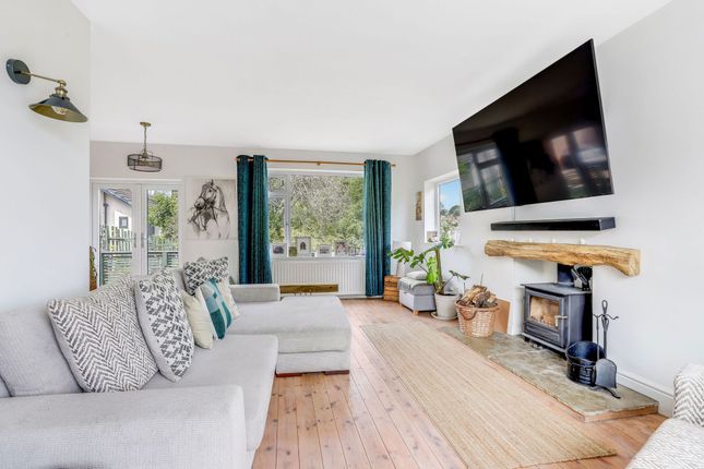 25 Freda Avenue, Nottingham photo 4