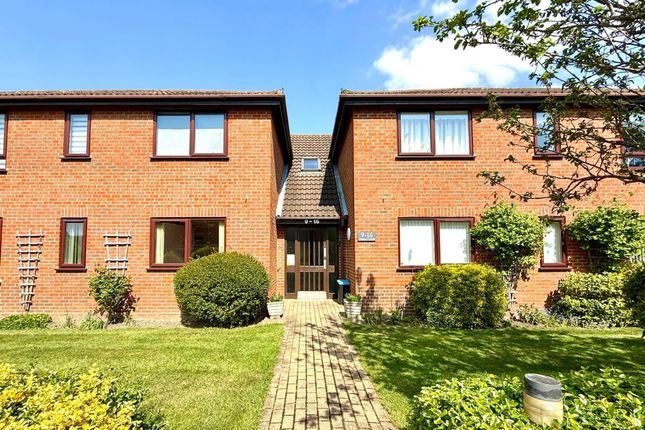 2-bed house on 14 Greville Court Greville Park Road, Ashtead, £190,000