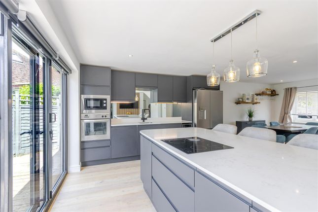 85, Hoylake Crescent, Ickenham photo 4