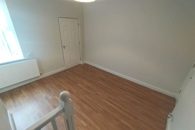 101, Garden Lane, Chester photo 3