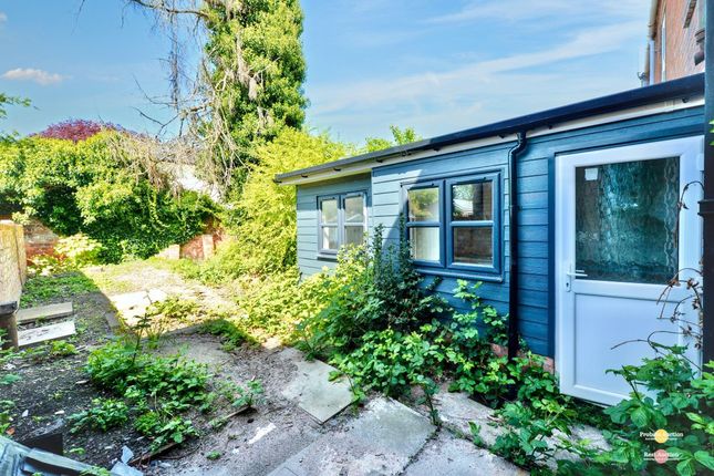 32, Merton Road, Malvern photo 4