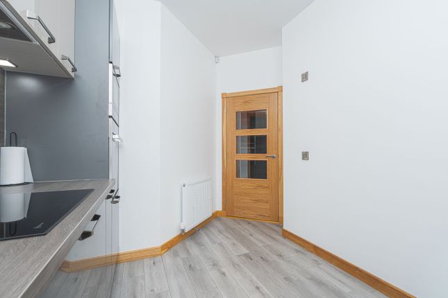 15, Dora Lane, Lochgelly photo 4