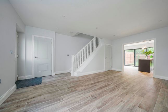 Plot 2, Poplar House, Farnham Common photo 2