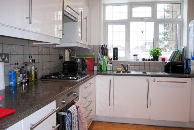 Hocroft Court, Hendon Way, London photo 4