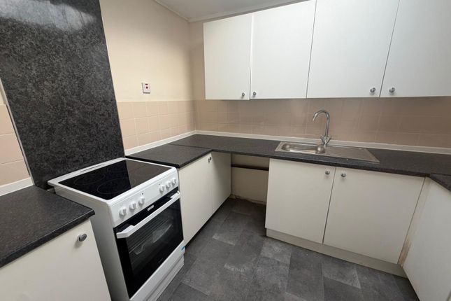 67A, Rugeley photo 5