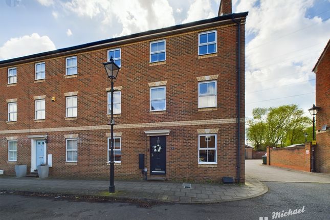 Thumbnail End terrace house for sale in Queensgate, Fairford Leys, Aylesbury