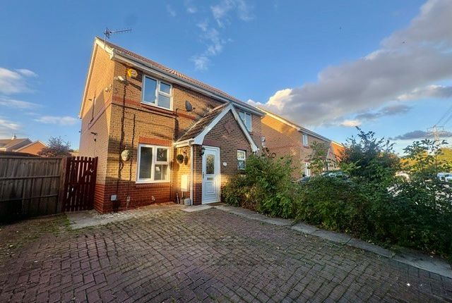 2-bed house on 14, Swindon, £1,300/mo