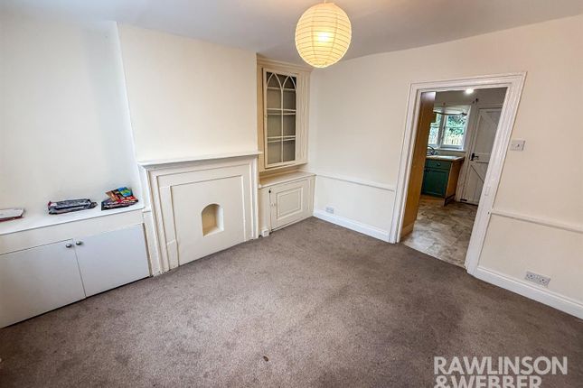 49, High Street, Thames Ditton photo 2