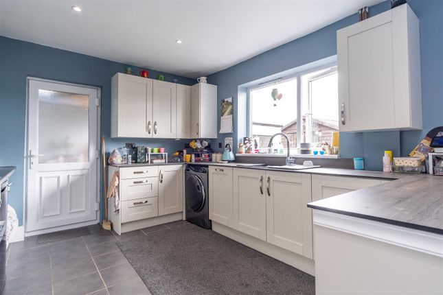 77, Mavis Drive, Chorley photo 3