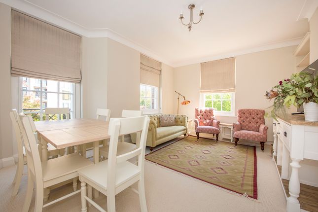 Flat 15, Lower Park, 54, Putney Hill, London photo 4
