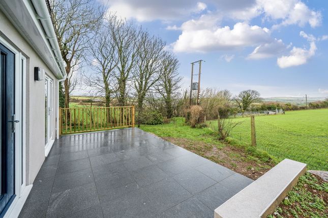 22, Hilltop, Kingsbridge photo 3