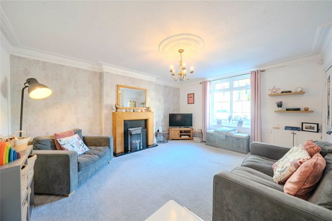 26, Town Lane, West Yorkshire photo 2