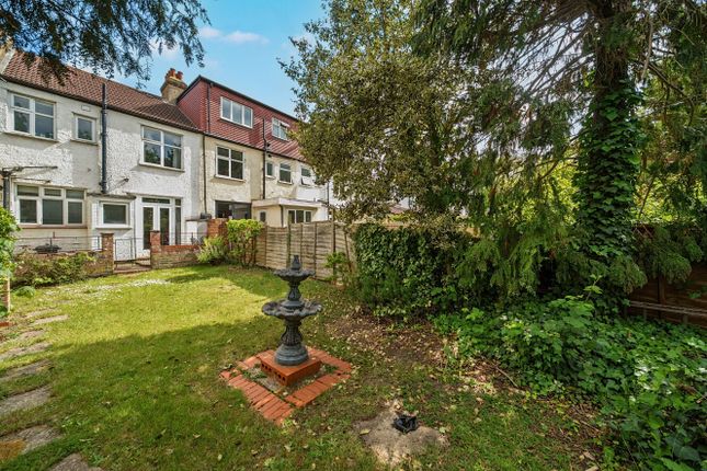 54, Abbott Avenue, London photo 5