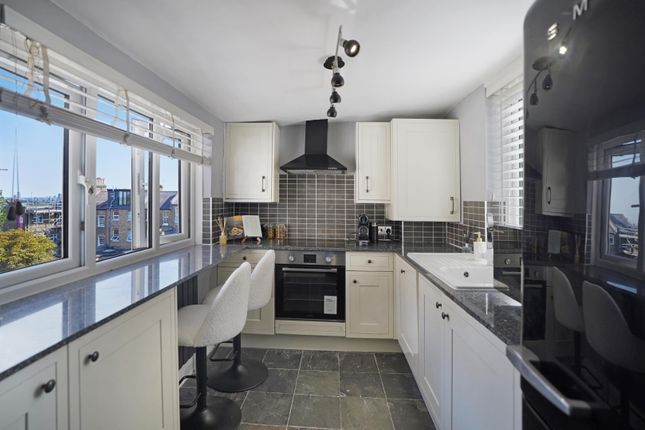 309d, Lordship Lane, London photo 4