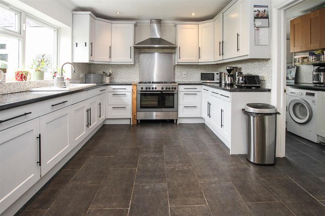 4-bed house on St Albans, Hook End Road, Brentwood, £635,000