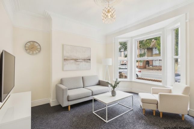 113 Goddard Avenue, Hull, East Riding of Yorkshire photo 2