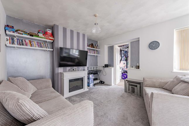 114, Harvey Road, Willesborough photo 4