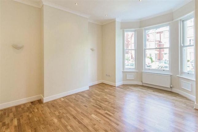 Flat 2, Luss House, 34, Jevington Gardens, Eastbourne photo 2