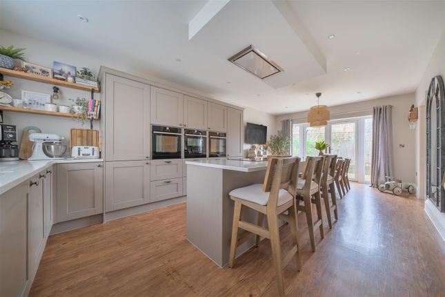 7, Meadow Brook, Stoke Hammond photo 2