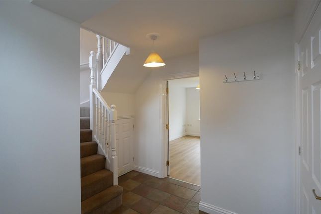32B, East Street, St Ives photo 4