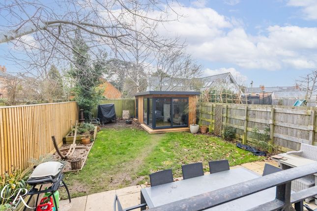 10 Lyefield Road West, Cheltenham photo 4