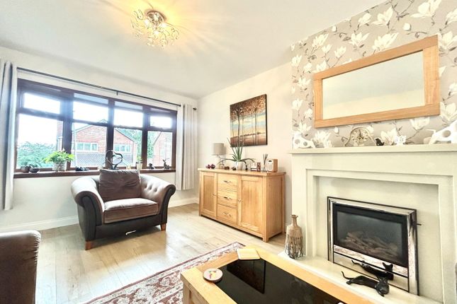 24, High Arcal Drive, Dudley photo 3