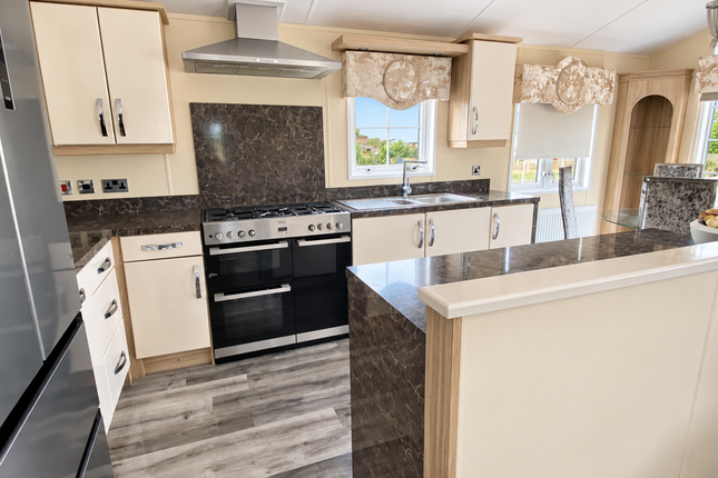 1 Field, Frostley Gate, Holbeach photo 3
