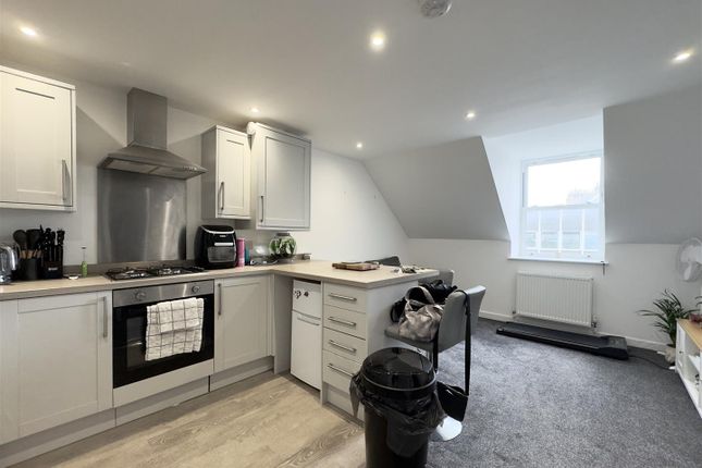 Thumbnail Flat to rent in Berry Road, Newquay