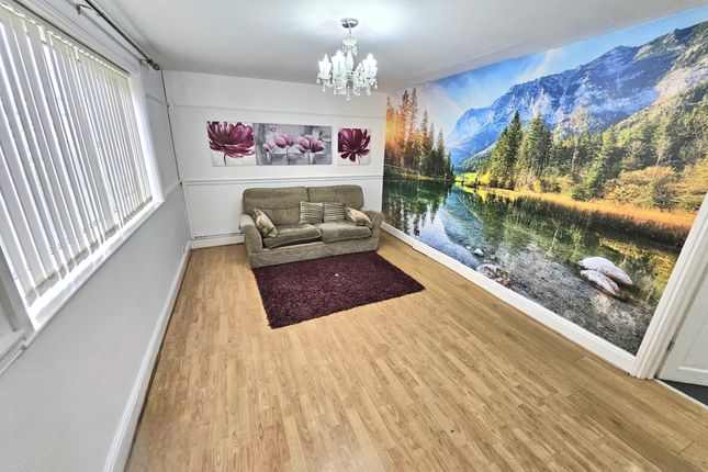 38, Firethorn Avenue, Manchester photo 4