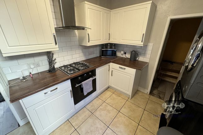 162, Court Street, Tonypandy photo 5