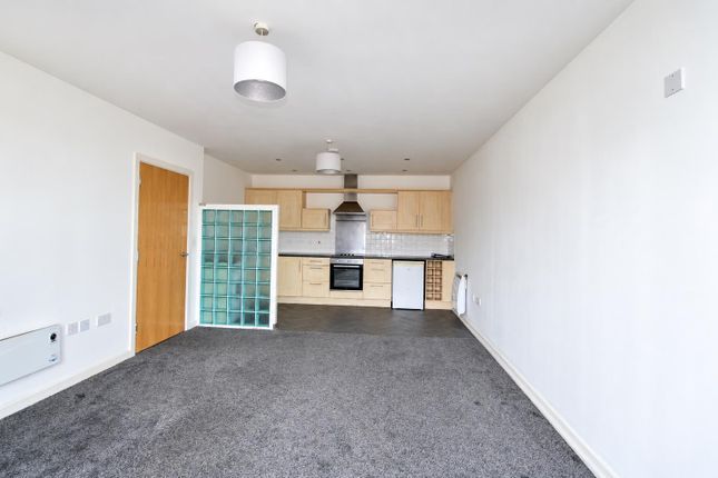 103, Times Square Avenue, Brierley Hill photo 4