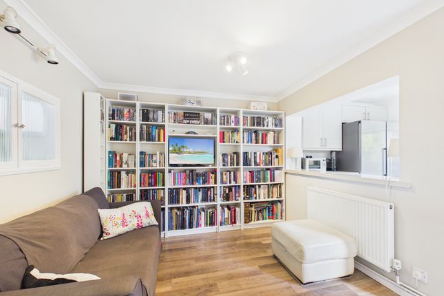 10 Oakley Lane, Chinnor photo 3