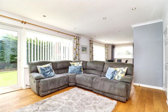 17, Clyde Gardens, Billingham photo 4