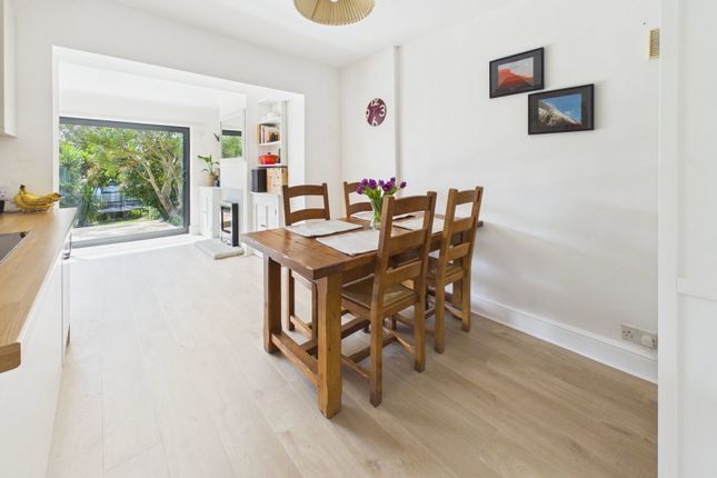 82, Greenways Crescent, Shoreham-by-sea photo 2