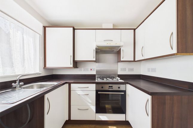 16, Kestor Close, Devon photo 2