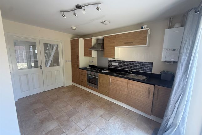 135, Apollo Avenue, Peterborough photo 2