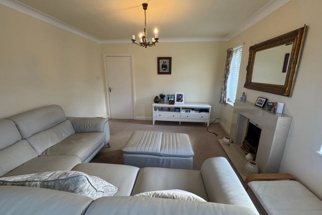 4, Ashley Close, Blackpool photo 3