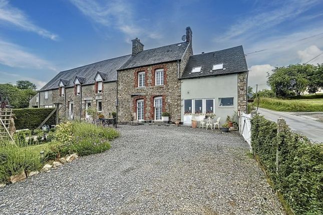 Farmhouse for sale in Beslon, Basse-Normandie, 50800, France
